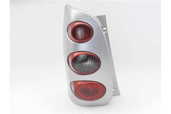 Recambio de piloto trasero izquierdo para smart for two 0.7 referencia OEM IAM 0011644 423131L 