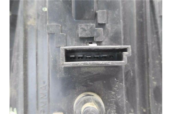 Recambio de piloto trasero izquierdo para smart for two 0.7 referencia OEM IAM 0011644 423131L 