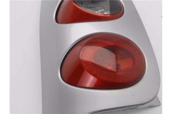 Recambio de piloto trasero izquierdo para smart for two 0.7 referencia OEM IAM 0011644 423131L 