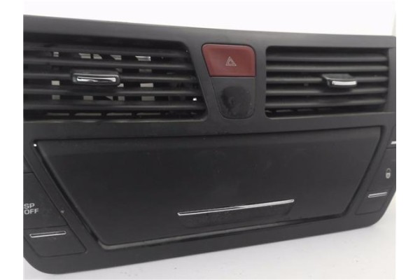 Recambio de rejilla entrada de aire para citroen c4 picasso 1.6 hdi referencia OEM IAM 9683265680  