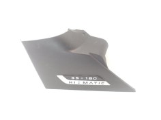 Recambio de moldura aleta delantero derecha para iveco daily chasis 2.3 referencia OEM IAM EZ5802032594 KZ5802032583 