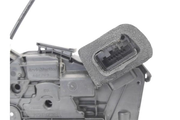 Recambio de cierre electromagnetico delantero derecho para volkswagen polo v (6r1) 1.4 advance referencia OEM IAM   