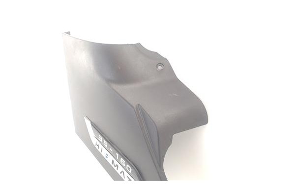 Recambio de moldura aleta delantero derecha para iveco daily chasis 2.3 referencia OEM IAM EZ5802032594 KZ5802032583 
