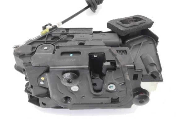 Recambio de cierre electromagnetico delantero derecho para volkswagen polo v (6r1) 1.4 advance referencia OEM IAM   
