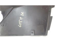 Recambio de moldura aleta delantero derecha para iveco daily chasis 2.3 referencia OEM IAM EZ5802032594 KZ5802032583 