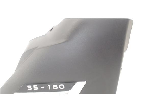 Recambio de moldura aleta delantero izquierda para iveco daily chasis 2.3 referencia OEM IAM EZ5802032596 KZ5802032584 