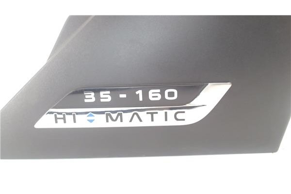 Recambio de moldura aleta delantero izquierda para iveco daily chasis 2.3 referencia OEM IAM EZ5802032596 KZ5802032584 