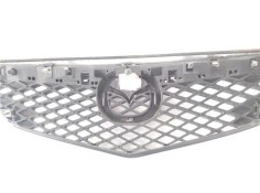 Recambio de rejilla capo para mazda 2 (b2w) 1.4 referencia OEM IAM 3M718200  