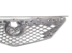 Recambio de rejilla capo para mazda 2 (b2w) 1.4 referencia OEM IAM 3M718200  