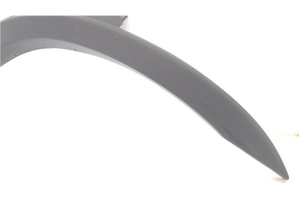 Recambio de aletin delantero derecho para iveco daily chasis 2.3 referencia OEM IAM EZ5801762169 KZ5801762352 