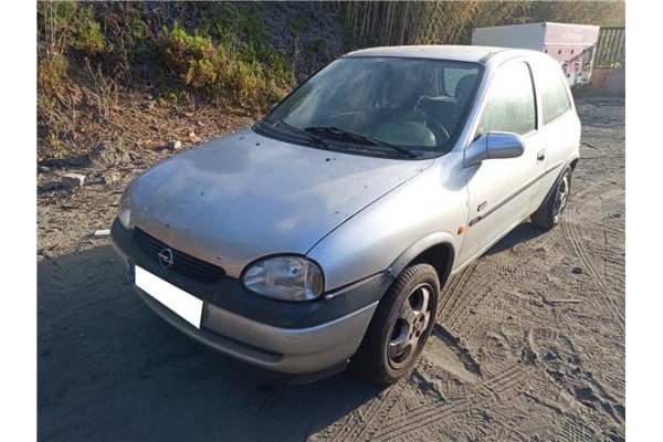 opel corsa b del año 2000