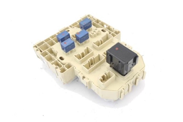 Recambio de caja fusibles/rele para fiat sedici (189) 1.9 jtd 8v 120 emotion referencia OEM IAM   