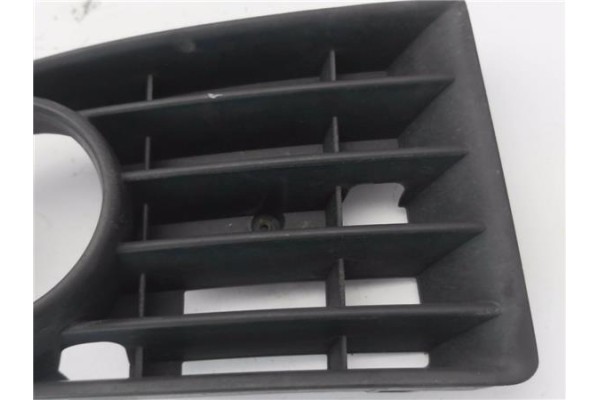 Recambio de rejilla paragolpes delantero derecha para volkswagen golf v (1k1) 1.9 tdi referencia OEM IAM 1K0853666B  