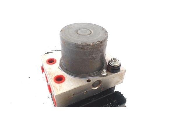 Recambio de nucleo abs para iveco daily chasis 2.3 referencia OEM IAM 5802813113  