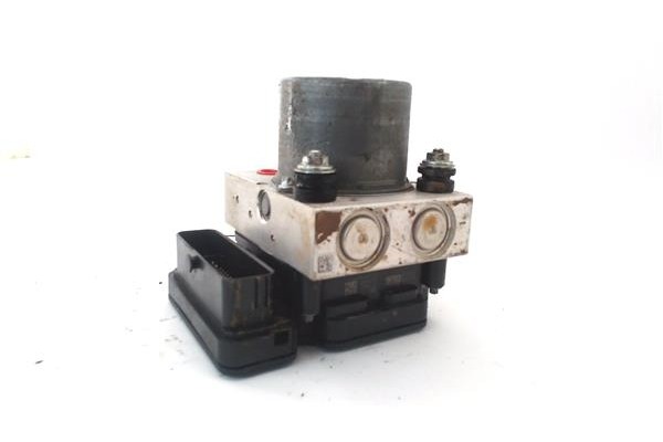 Recambio de nucleo abs para iveco daily chasis 2.3 referencia OEM IAM 5802813113  