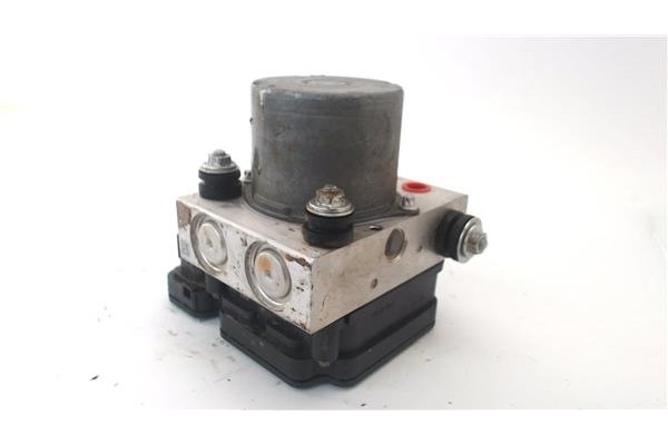 Recambio de nucleo abs para iveco daily chasis 2.3 referencia OEM IAM 5802813113  
