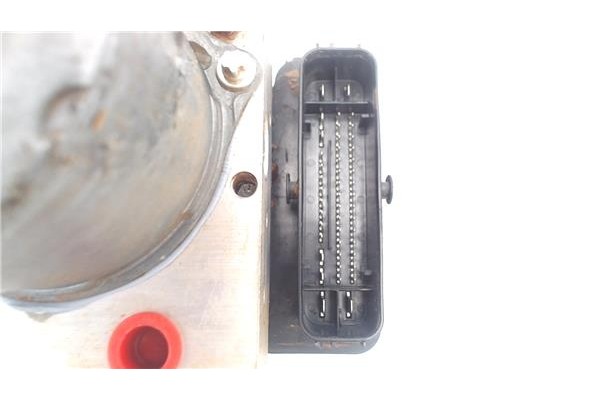 Recambio de nucleo abs para iveco daily chasis 2.3 referencia OEM IAM 5802813113  