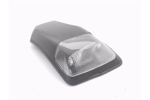 Recambio de luz delantero derecha techo para iveco daily chasis 2.3 referencia OEM IAM 5801610735  