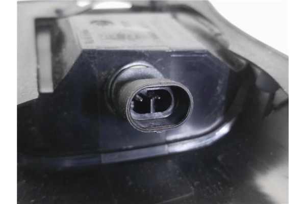 Recambio de luz delantero izquierda techo para iveco daily chasis 2.3 referencia OEM IAM 5801610737 65509999 