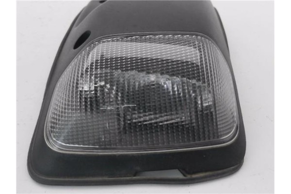 Recambio de luz delantero izquierda techo para iveco daily chasis 2.3 referencia OEM IAM 5801610737 65509999 