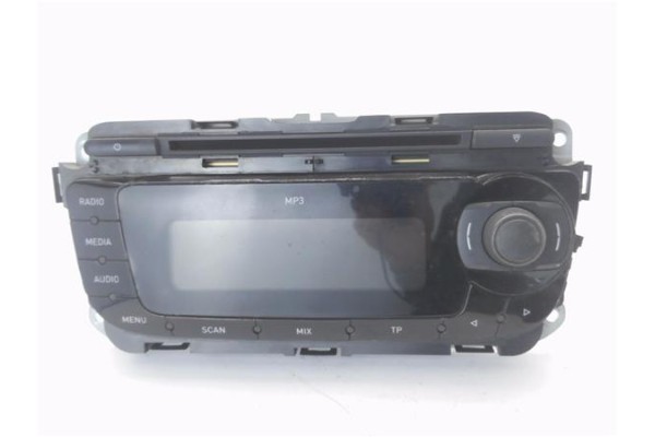 Recambio de autoradio para seat leon (1p1) 1.9 tdi referencia OEM IAM 1P0035153  