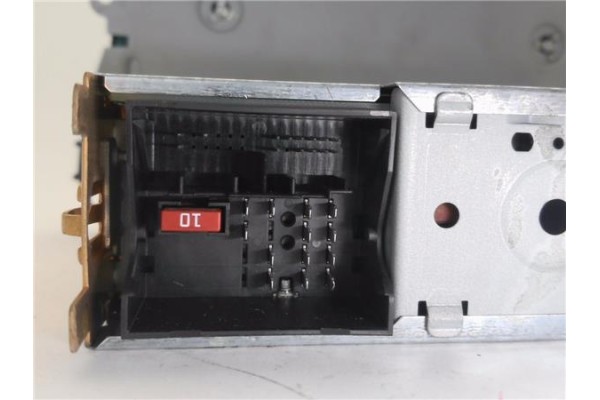 Recambio de autoradio para seat leon (1p1) 1.9 tdi referencia OEM IAM 1P0035153  