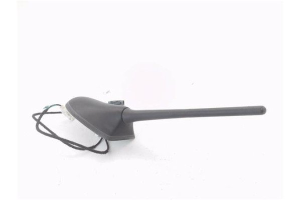 Recambio de antena electrica para iveco daily chasis 2.3 referencia OEM IAM 05802848468 10R0615835 