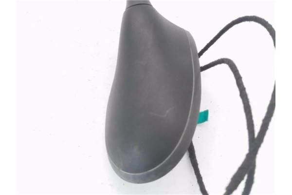 Recambio de antena electrica para iveco daily chasis 2.3 referencia OEM IAM 05802848468 10R0615835 