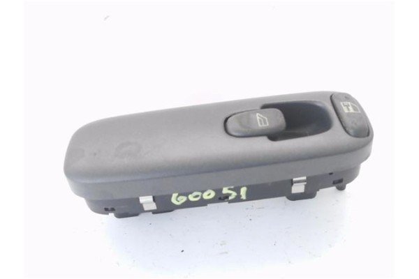 Recambio de mando elevalunas delantero derecho para volvo v70 familiar 2.5 referencia OEM IAM 8637142  