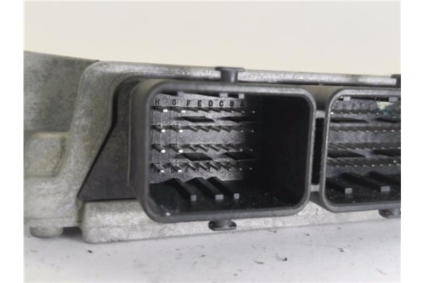 Recambio de centralita para citroen c4 berlina 1.4 16v referencia OEM IAM 9659099180 IAW6LP205 