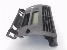 Recambio de rejilla entrada de aire para citroen c4 berlina 1.4 16v referencia OEM IAM 9649599477  