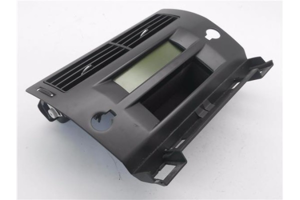 Recambio de rejilla entrada de aire para citroen c4 berlina 1.4 16v referencia OEM IAM 9649599477  