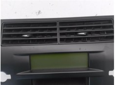 Recambio de rejilla entrada de aire para citroen c4 berlina 1.4 16v referencia OEM IAM 9649599477  