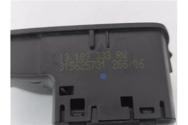 Recambio de mando elevalunas delantero derecho para opel corsa d 1.2 referencia OEM IAM 13189333RW 315625731 