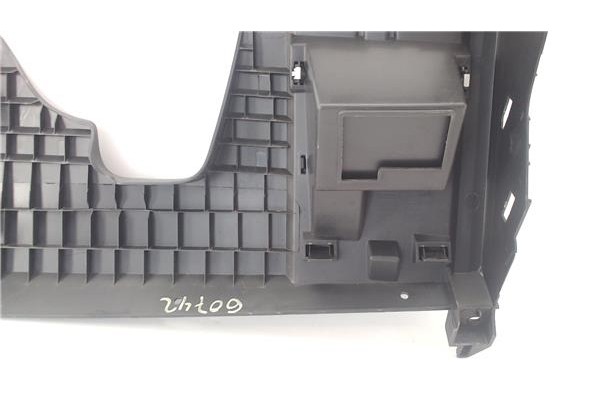 Recambio de embellecedor salpicadero para renault grand scénic iii (jz0/1_) 1.5 dci referencia OEM IAM 689210017R  