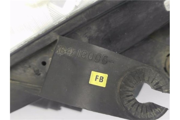 Recambio de faro delantero dcho para ford focus (daw, dbw) 1.6 16v referencia OEM IAM XS4X13005FB  