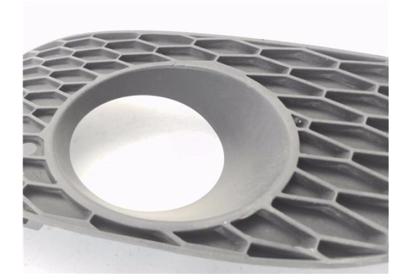 Recambio de rejilla paragolpes delantero izquierda para seat leon (1p1) 1.9 tdi referencia OEM IAM 1P0853665G  