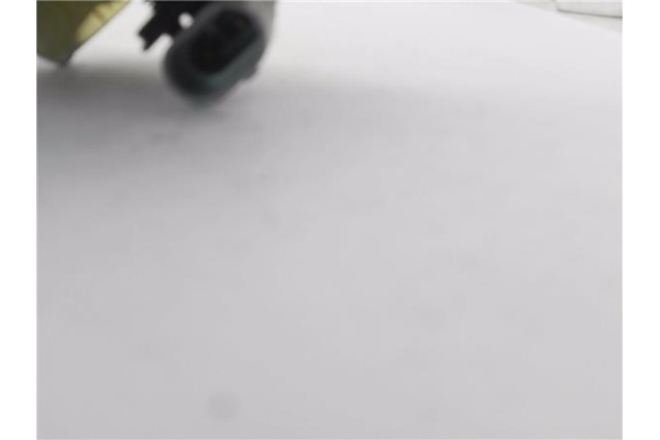 Recambio de faro antiniebla izquierdo para seat leon (1p1) 1.9 tdi referencia OEM IAM E26027926  