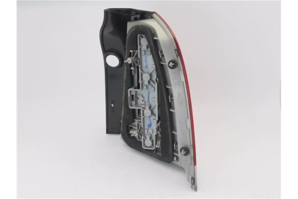 Recambio de piloto trasero izquierdo para opel zafira 1.9 cdti referencia OEM IAM 21729016  