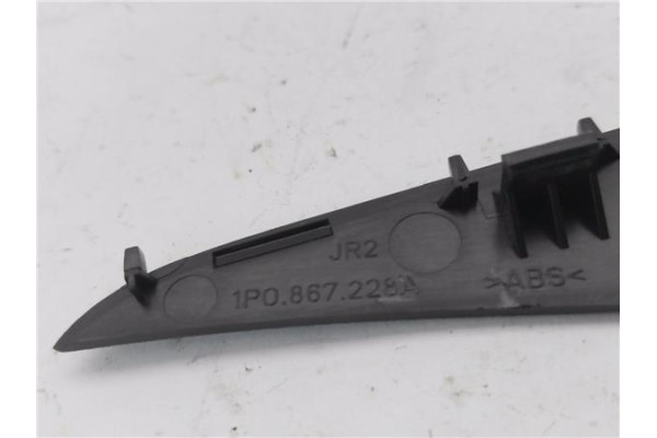 Recambio de mando elevalunas trasero derecho para seat leon (1p1) 1.9 tdi referencia OEM IAM 1P0867228A 156023181 