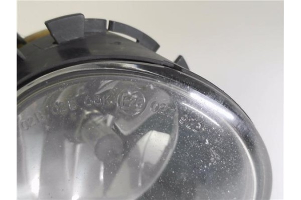 Recambio de faro antiniebla derecho para seat leon (1p1) 1.9 tdi referencia OEM IAM E26027926  