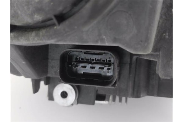 Recambio de faro delantero izquierdo para bmw serie 1 berlina 5p (f20) 1.6 118i referencia OEM IAM A9722967909 7318327 