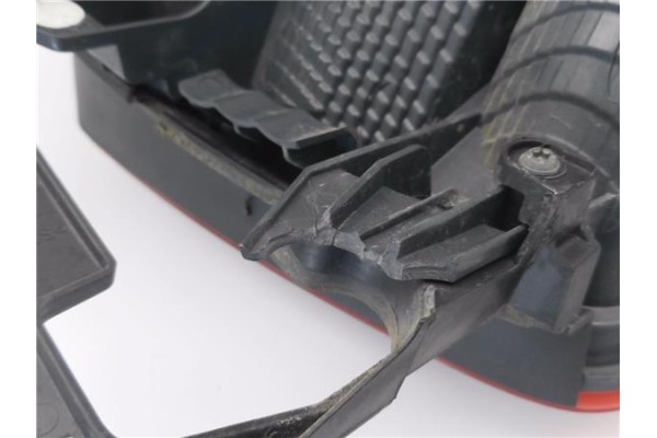 Recambio de piloto trasero izquierdo para bmw serie 1 berlina 5p (f20) 1.6 118i referencia OEM IAM 6321724154107  