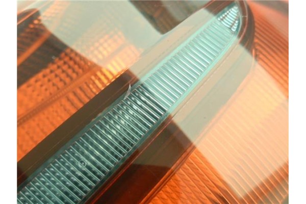 Recambio de piloto trasero derecho para bmw serie 1 berlina 5p (f20) 1.6 118i referencia OEM IAM 6321727009608  