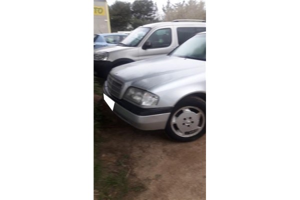 mercedes-benz clase c (bm 202) berlina del año 1995