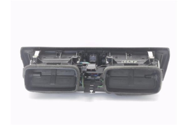 Recambio de rejilla entrada de aire para bmw serie 1 berlina 5p (f20) 1.6 118i referencia OEM IAM 920711611  