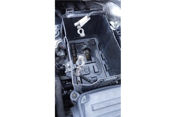 Recambio de soporte bateria para audi a3 (8p1) 2.0 fsi ambiente referencia OEM IAM   