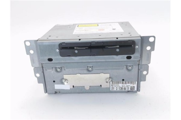 Recambio de autoradio para bmw serie 1 berlina 5p (f20) 1.6 118i referencia OEM IAM 928646401 6,08251E+11 