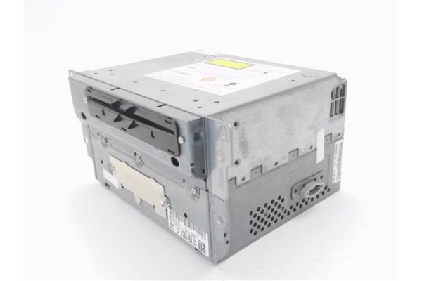 Recambio de autoradio para bmw serie 1 berlina 5p (f20) 1.6 118i referencia OEM IAM 928646401 6,08251E+11 
