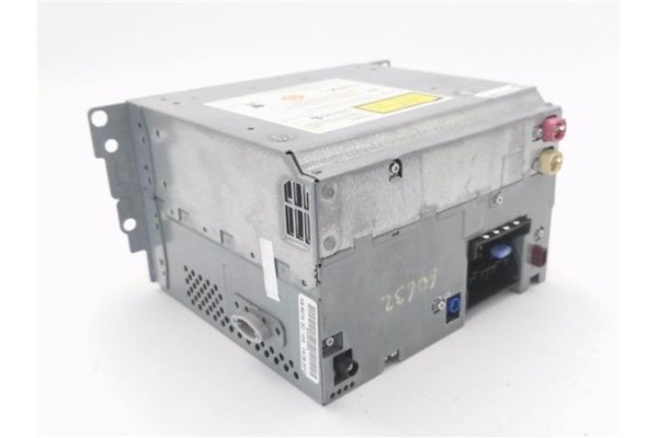 Recambio de autoradio para bmw serie 1 berlina 5p (f20) 1.6 118i referencia OEM IAM 928646401 6,08251E+11 